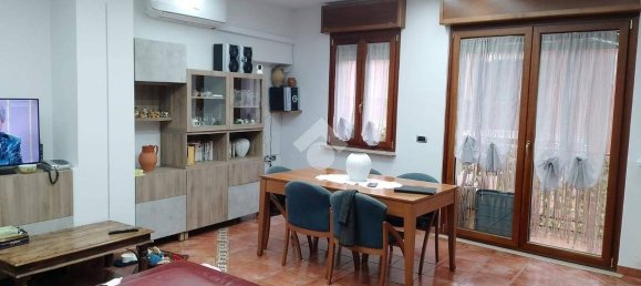 Apartamento de 2 dormitorios en Castelvetere sul Calore, Italy No. 172017 23