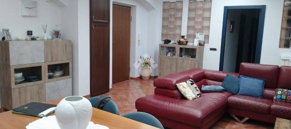 Apartamento de 2 dormitorios en Castelvetere sul Calore, Italy No. 172017 22