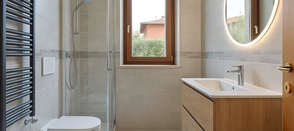 3 غرف نوم فيلا في Castiglione delle Stiviere, Italy رقم 337294 6