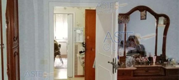 Квартира с 4 комнатами в Рим, Италия № 17044 32