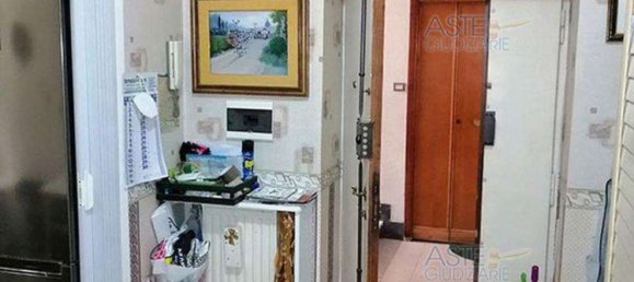 Квартира с 4 комнатами в Рим, Италия № 17044 21