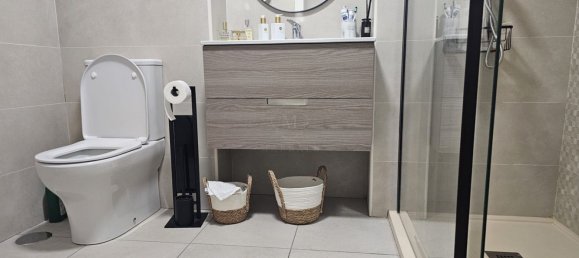 Apartamento de 3 dormitorios en Marbella, Spain No. 166789 13