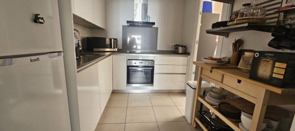 Apartamento de 3 dormitorios en Marbella, Spain No. 166789 15