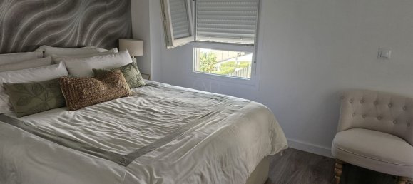 Apartamento de 3 dormitorios en Marbella, Spain No. 166789 22