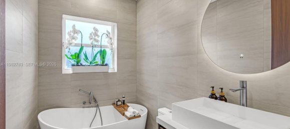 4 Schlafzimmer Villa in Miami, USA, Nr. 615750 3