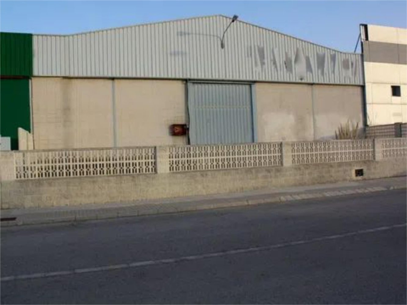 2000m² Warehouse in Favara, Spain No. 236314
