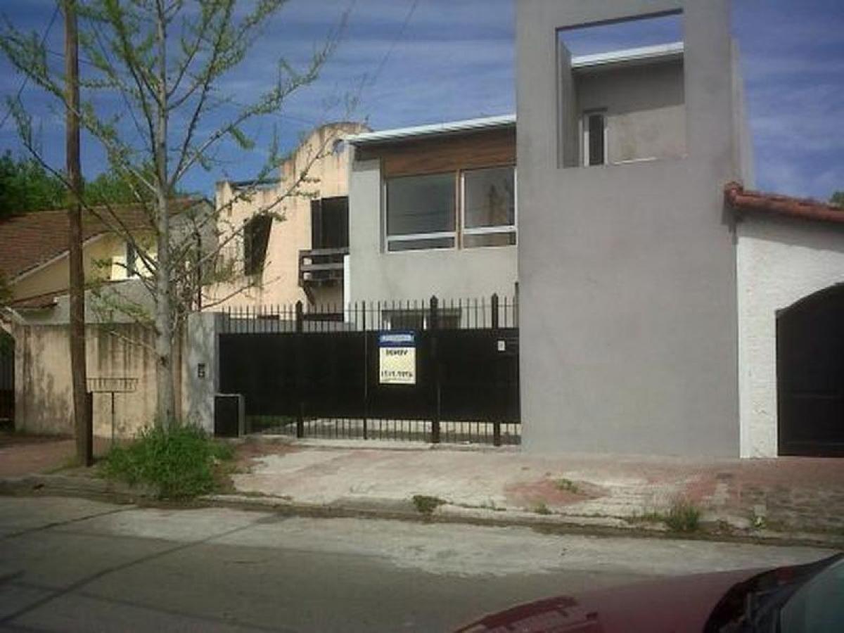 Дом с 4 спальнями в Сан Исидро, Аргентина № 4210