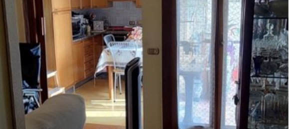 3 rooms Apartment in Santa Maria di Sala, Italy No. 213516 8