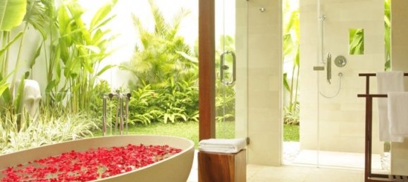 4 bedrooms Villa in Canggu, Indonesia No. 2990 3