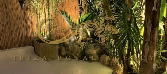 4 bedrooms House in Cala de Bou, Spain No. 881 5