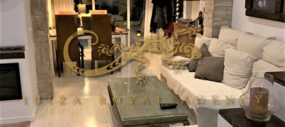 4 bedrooms House in Cala de Bou, Spain No. 881 14