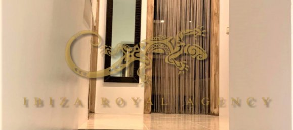 4 bedrooms House in Cala de Bou, Spain No. 881 26