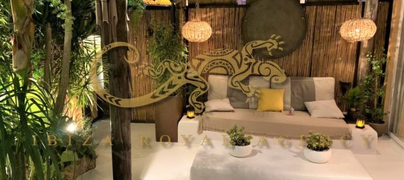 4 bedrooms House in Cala de Bou, Spain No. 881 3