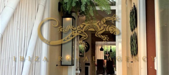 4 bedrooms House in Cala de Bou, Spain No. 881 13