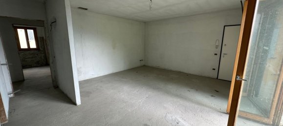 4-Zimmer Wohnung in Dubino, Italy, Nr. 258454 11