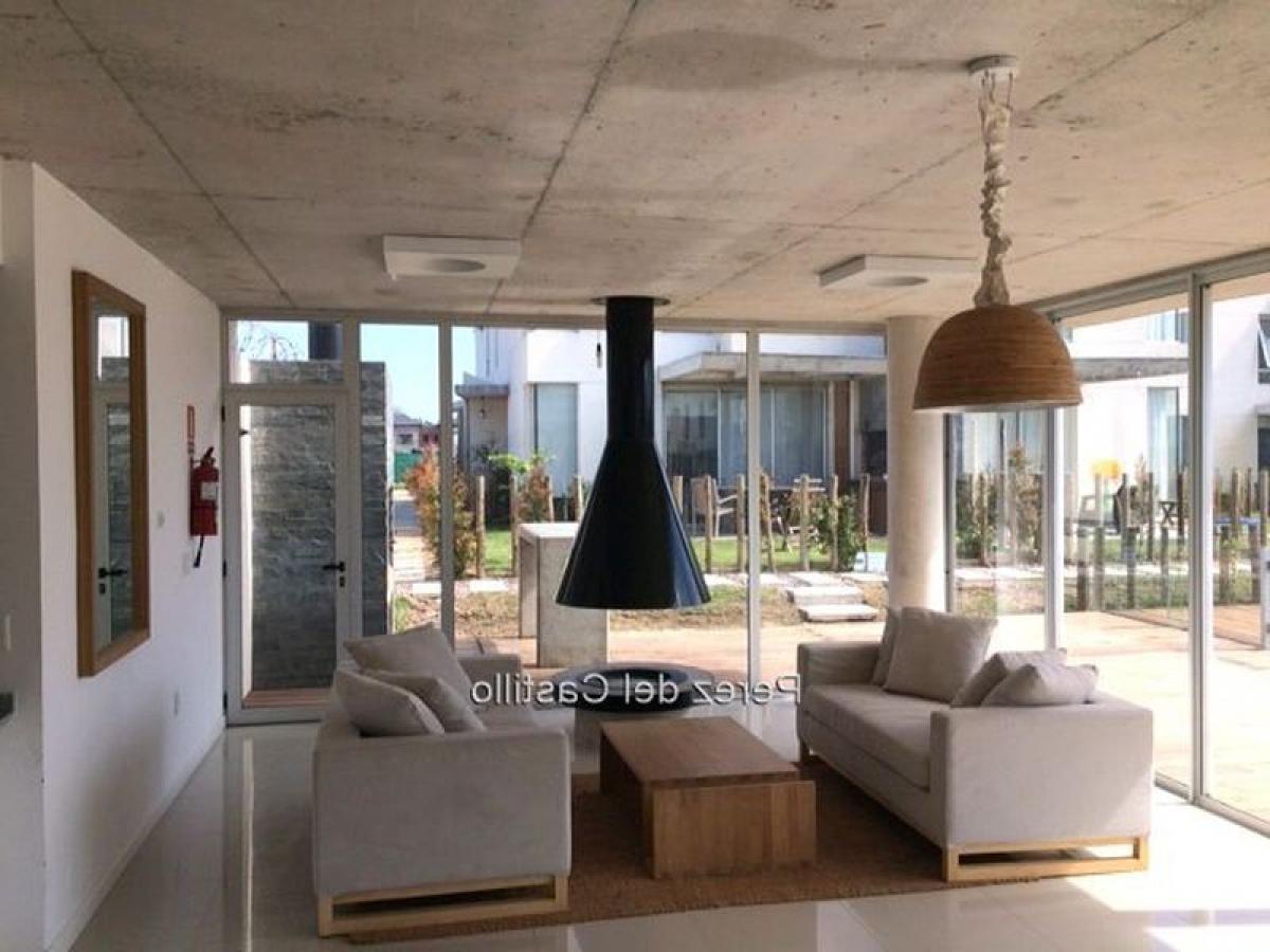 Casa T3 em Canelones, Uruguay N.º 8071