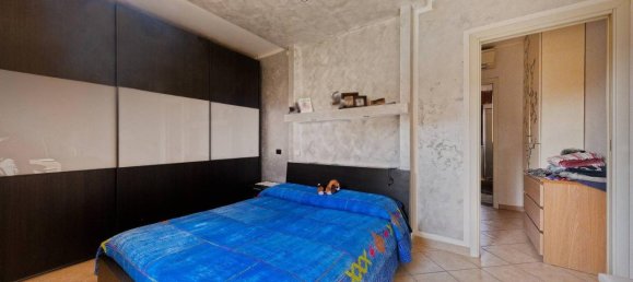 Casa de 4 habitaciónes en Correggio, Italy No. 80825 16