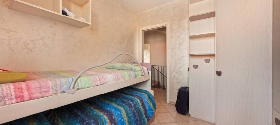 Casa de 4 habitaciónes en Correggio, Italy No. 80825 18