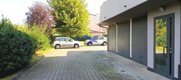 1 bedroom Apartment in Castello d'Argile, Italy No. 333182 9