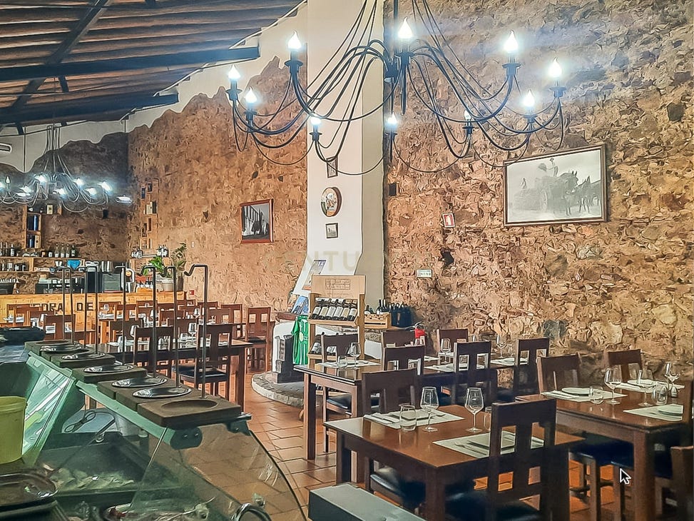 Propriété commerciale à Serpa, Portugal 124m² No. 310436