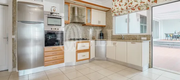 4 bedrooms House in Funchal, Portugal No. 125940 10