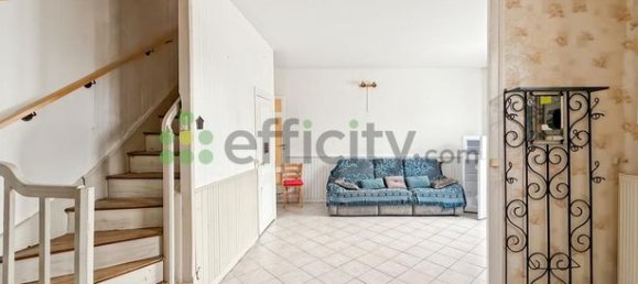 2 bedrooms House in Saint-Hippolyte, France No. 300211 8