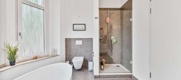 Villa de 8 dormitorios en Stuttgart, Germany No. 236901 2