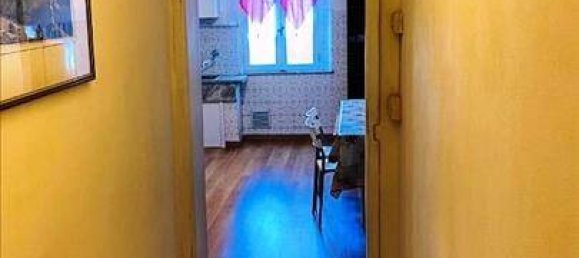 3 Schlafzimmer Wohnung in Siena, Italy, Nr. 64173 17