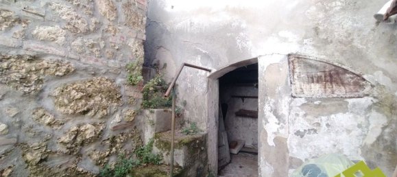 3-salle Appartement à Rosignano Marittimo, Italy No. 309436 15