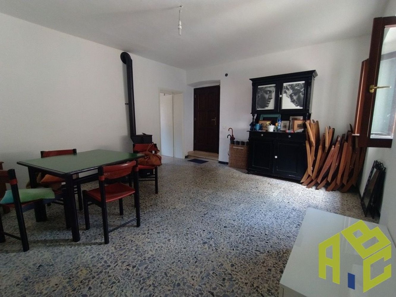 3-salle Appartement à Rosignano Marittimo, Italy No. 309436