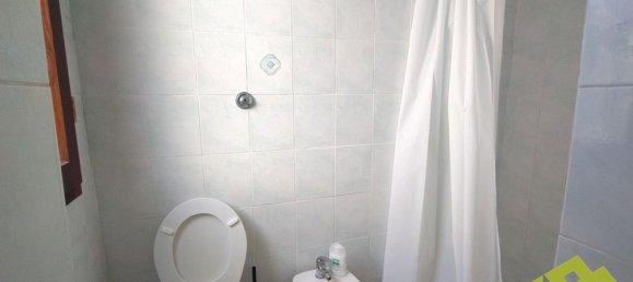 3-salle Appartement à Rosignano Marittimo, Italy No. 309436 8