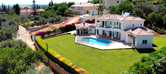 4 bedrooms Villa in Loule, Portugal No. 114917 27