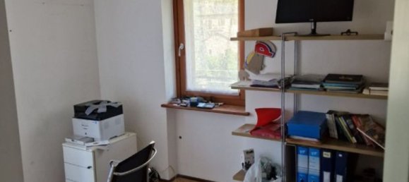 5 bedrooms Apartment in Donnas, Italy No. 380929 4