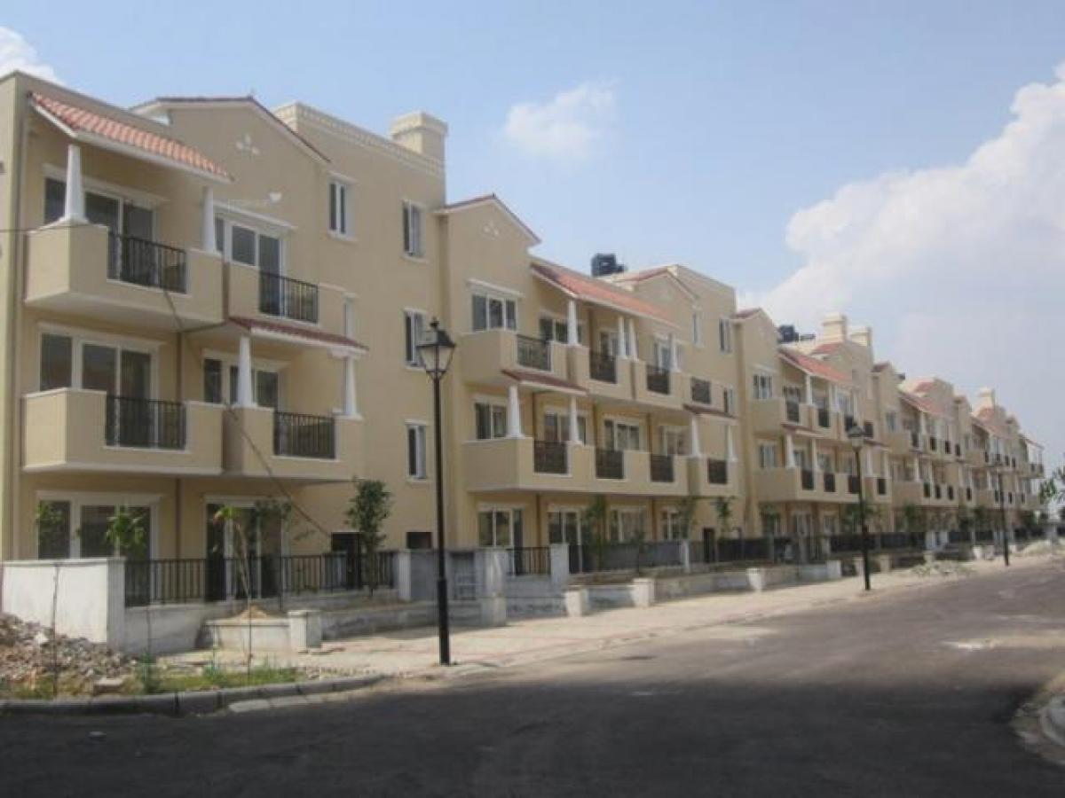 3 bedrooms House in Gurgaon, India No. 42848