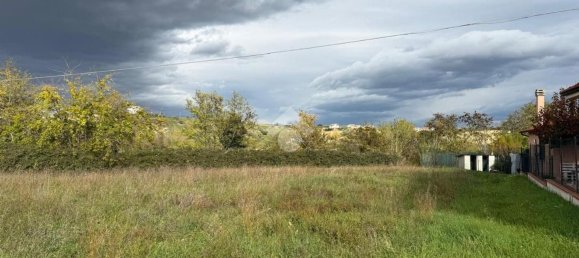 Grundstück in Sant'Egidio alla Vibrata, Italy 3200m², Nr. 41137 11