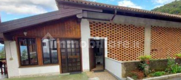 2 bedrooms Apartment in Pradalunga, Italy No. 204669 2