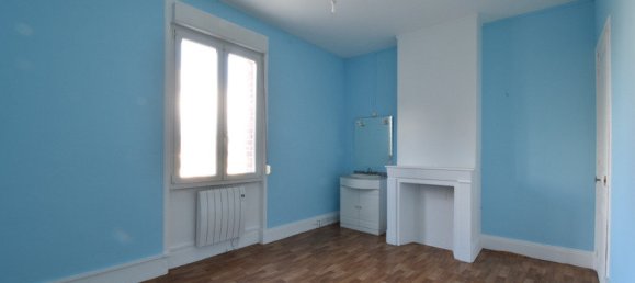 2 bedrooms House in Tergnier, France No. 272626 17