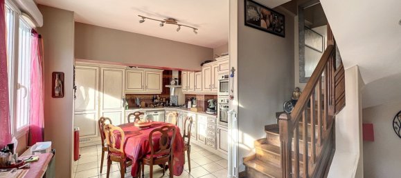 4 bedrooms House in Issy-les-Moulineaux, France No. 151375 3