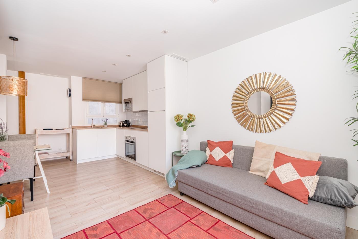 1 bedroom Apartment in Madrid, Spain No. 22395