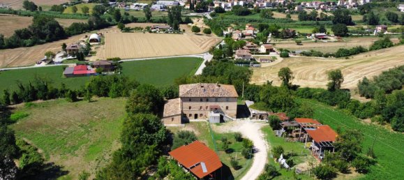 4 bedrooms House in Fermo, Italy No. 297748 5