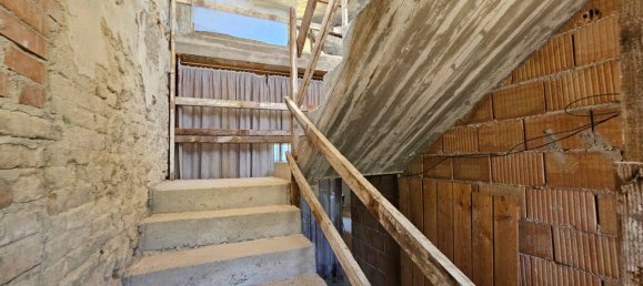 4 bedrooms House in Fermo, Italy No. 297748 24