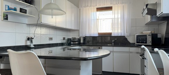 Дом с 3 спальнями в Goppingen, Германия № 296605 3