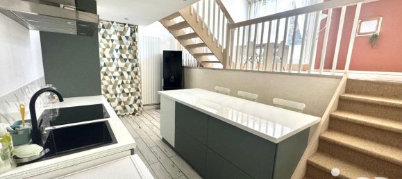 3 Schlafzimmer Doppelhaus in Evry, France, Nr. 299468 2