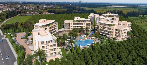 3 bedrooms Apartment in Limassol, Cyprus No. 1551 5