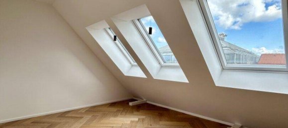 2 rooms Duplex in Alsergrund, Austria No. 184984 11