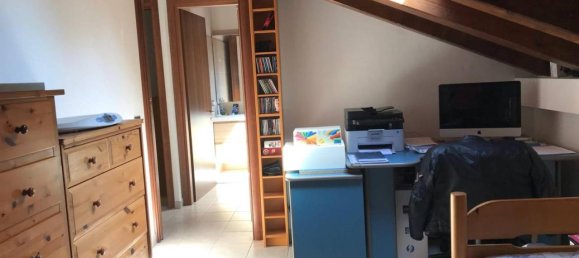 Квартира с 3 комнатами в Узмате Велате, Италия № 71210 15