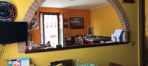 Квартира с 3 комнатами в Узмате Велате, Италия № 71210 10