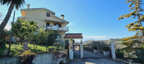 10 rooms House in Monteprandone, Italy No. 117363 49