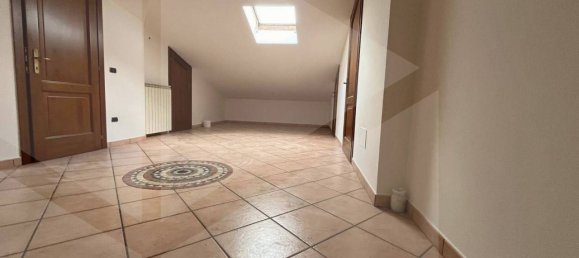 3-Zimmer Wohnung in Fiorano Modenese, Italy, Nr. 28611 10