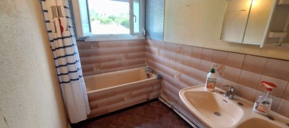 2 bedrooms House in Voulpaix, France No. 304567 11